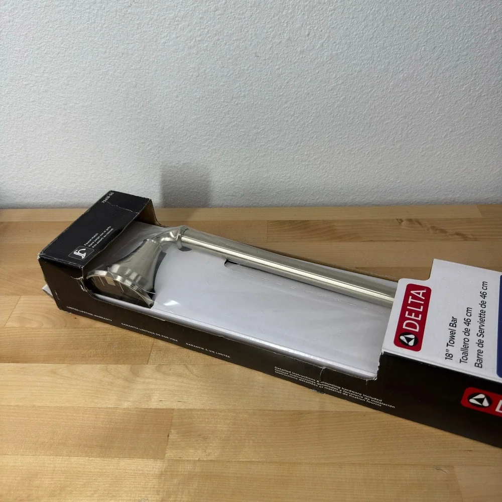 Delta Linden 18 Inch Towel Bar Brilliance Stainless Wall Mount 79418-SS NEW